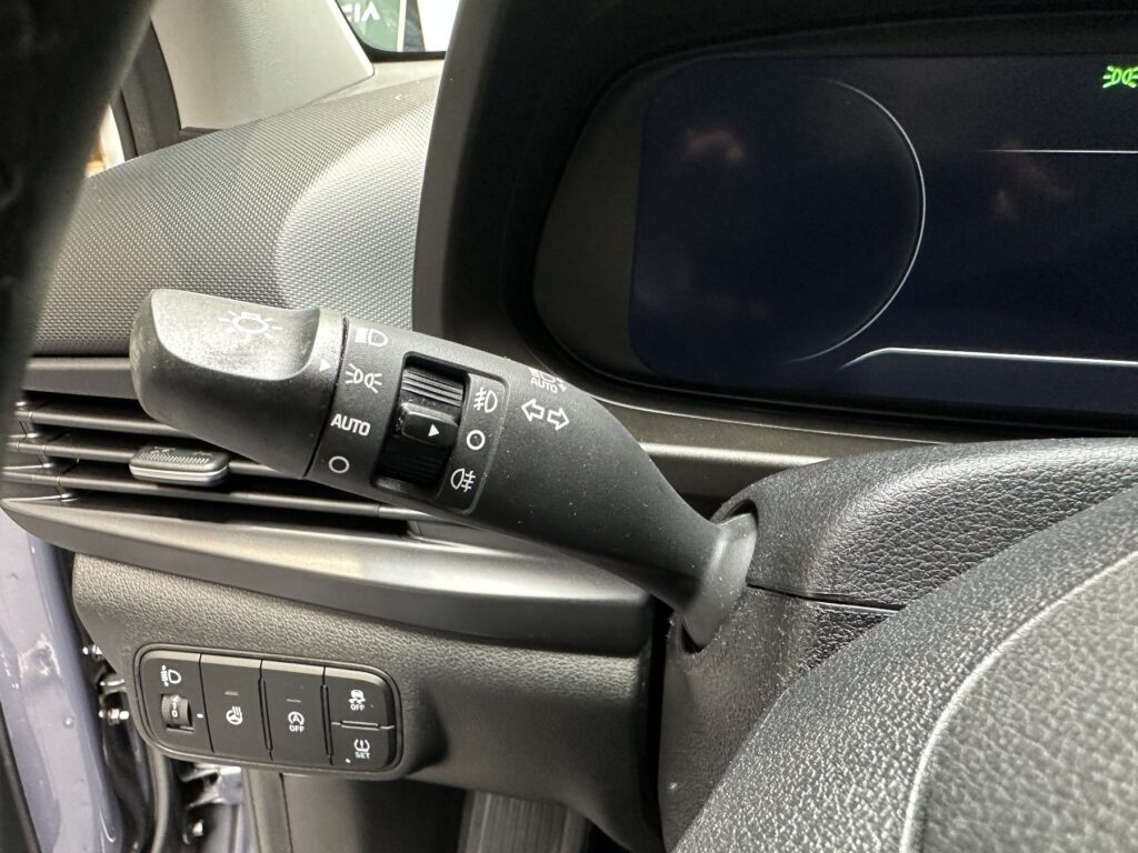 HYUNDAI i20 Exposé-Bild 35