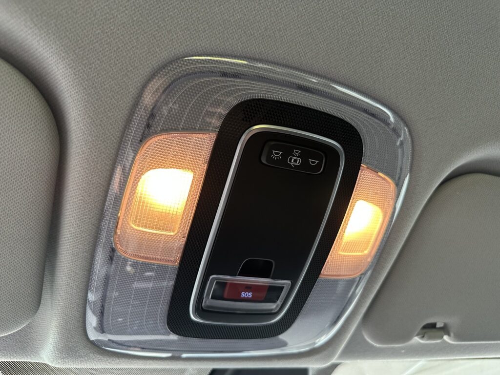 HYUNDAI i20 Exposé-Bild 45