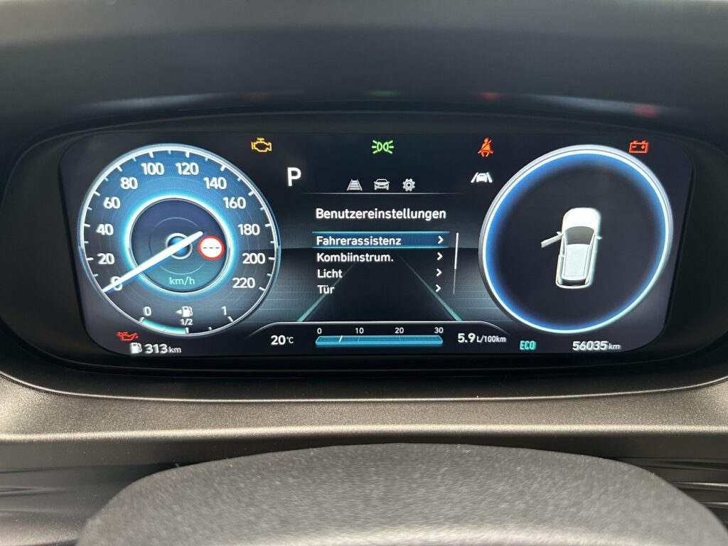 HYUNDAI i20 Exposé-Bild 47