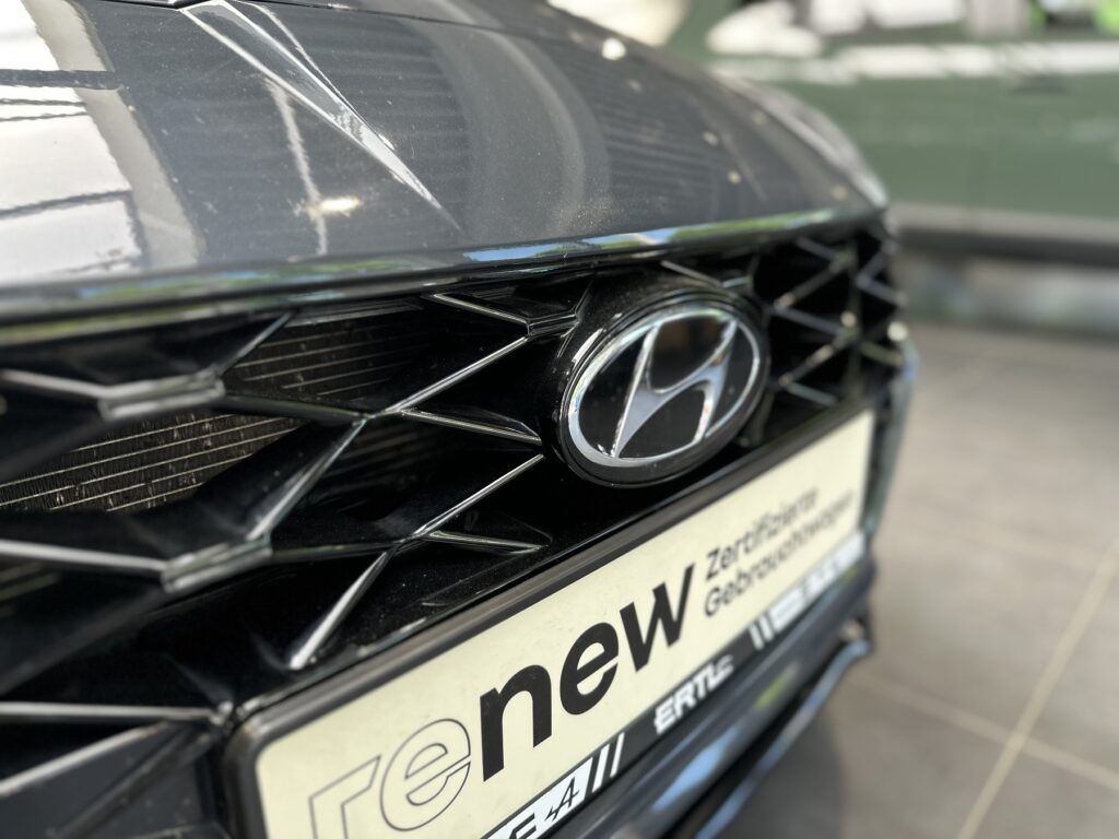 HYUNDAI i20 Exposé-Bild 49