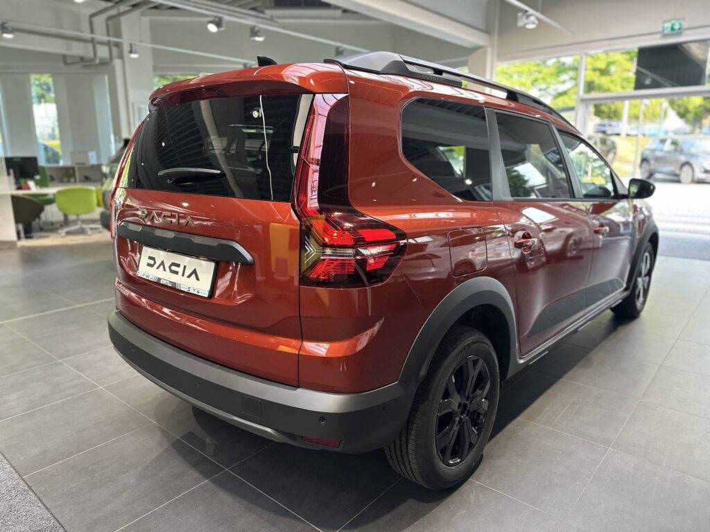 Dacia Jogger Exposé-Bild 21