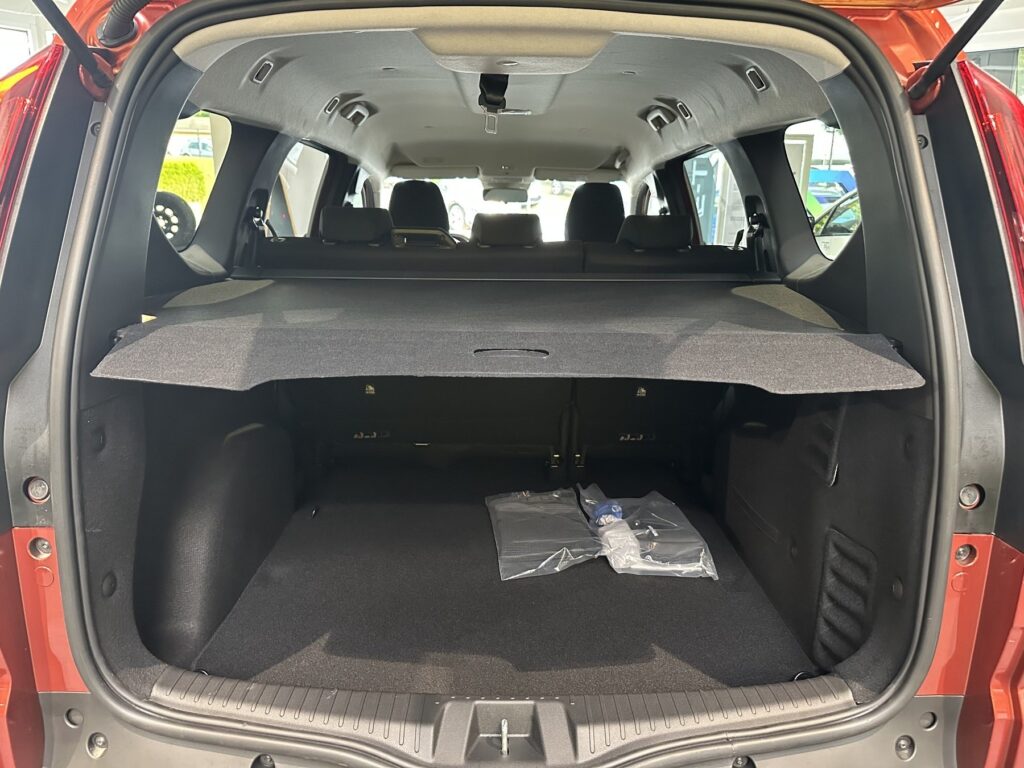 Dacia Jogger Exposé-Bild 25