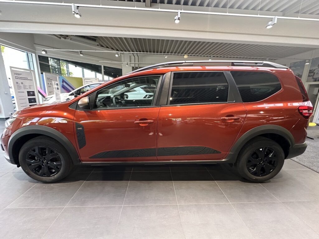 Dacia Jogger Exposé-Bild 28