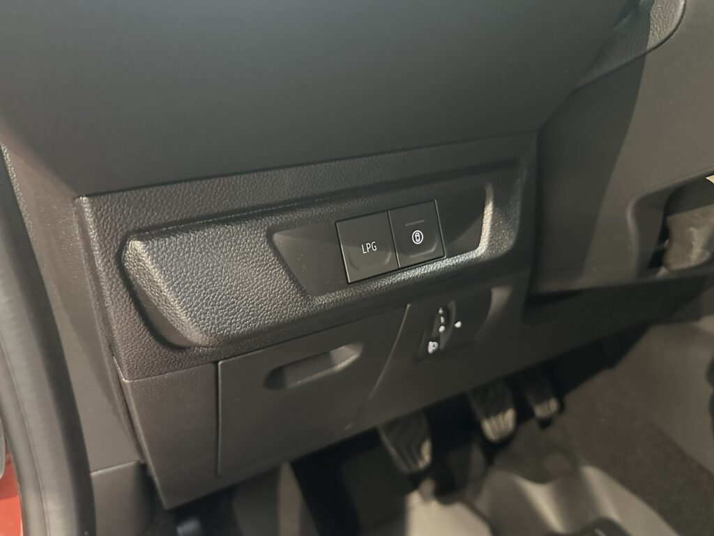 Dacia Jogger Exposé-Bild 34