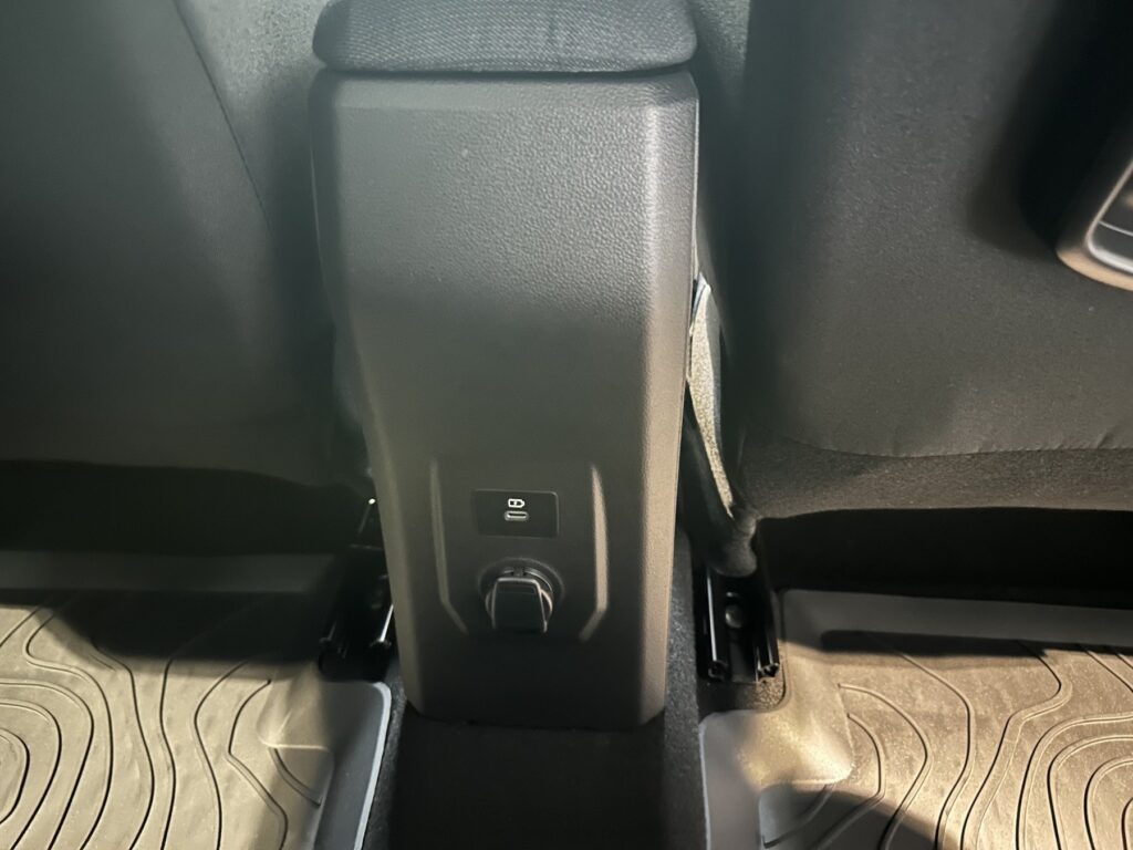 Dacia Jogger Exposé-Bild 17