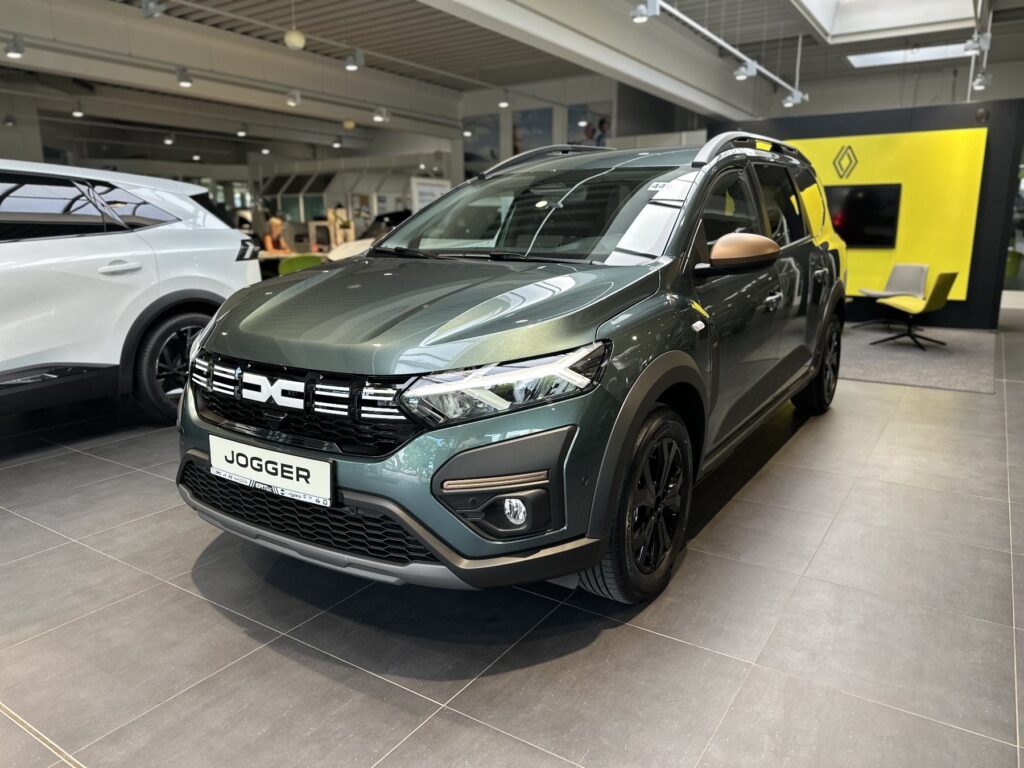 Dacia Jogger Exposé-Bild 1