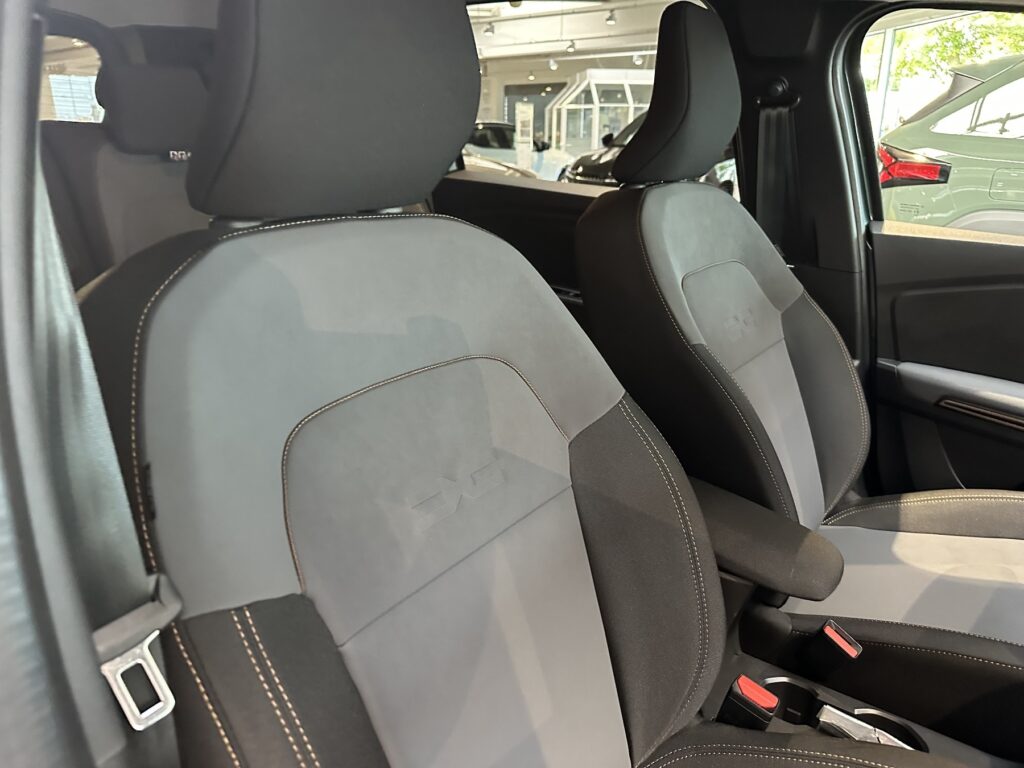 Dacia Jogger Exposé-Bild 10
