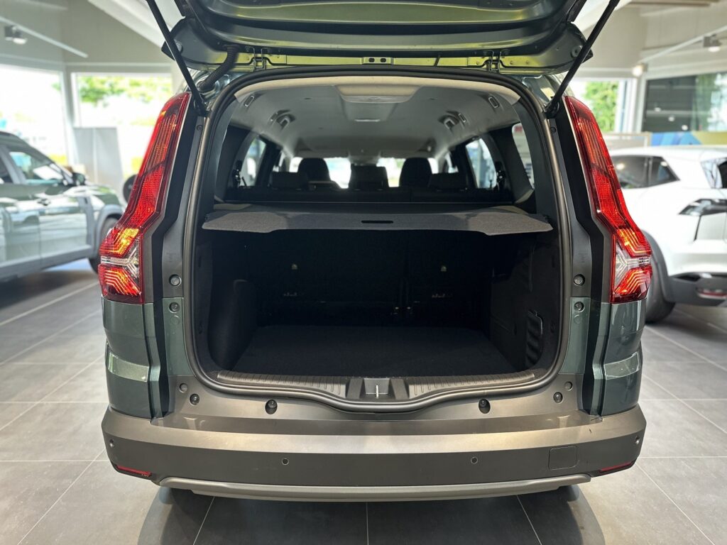Dacia Jogger Exposé-Bild 23