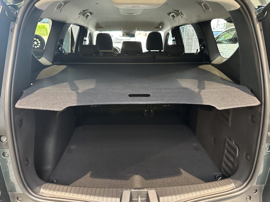 Dacia Jogger Exposé-Bild 24