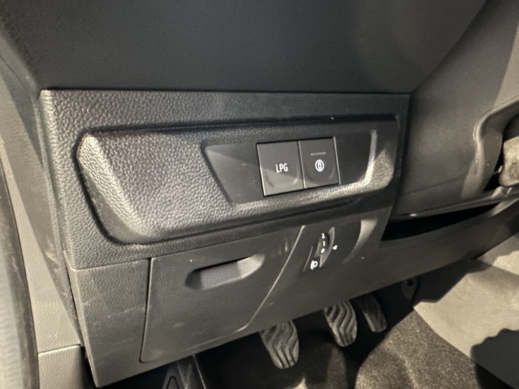 Dacia Jogger Exposé-Bild 32
