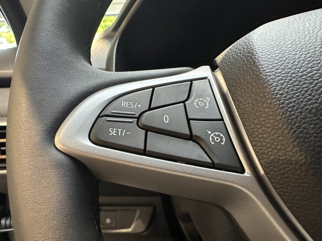 Dacia Jogger Exposé-Bild 36