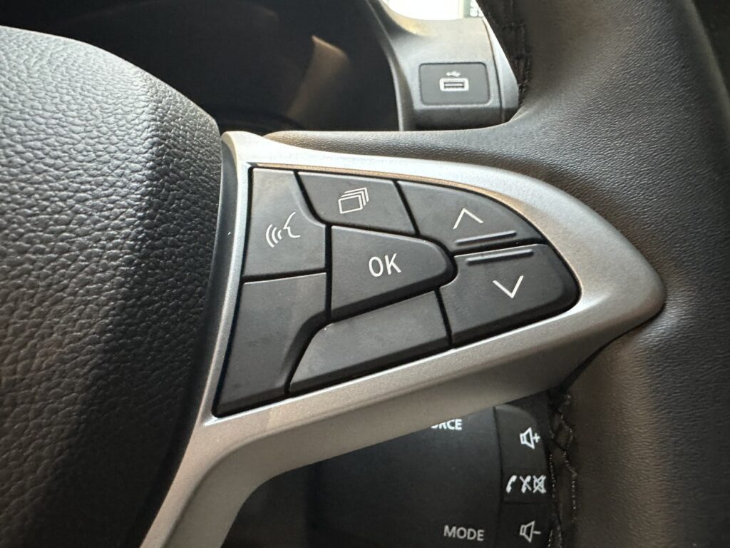 Dacia Jogger Exposé-Bild 37