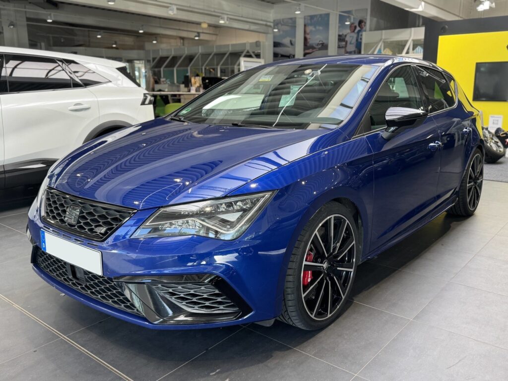 SEAT Leon Exposé-Bild 1