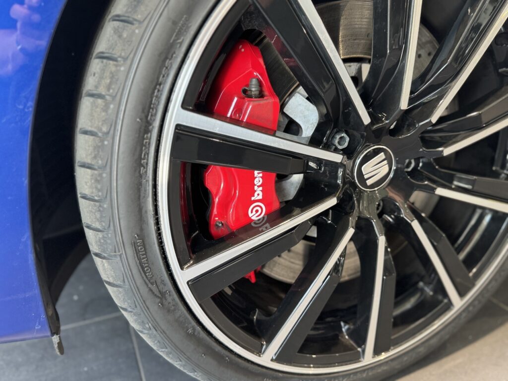 SEAT Leon Exposé-Bild 2