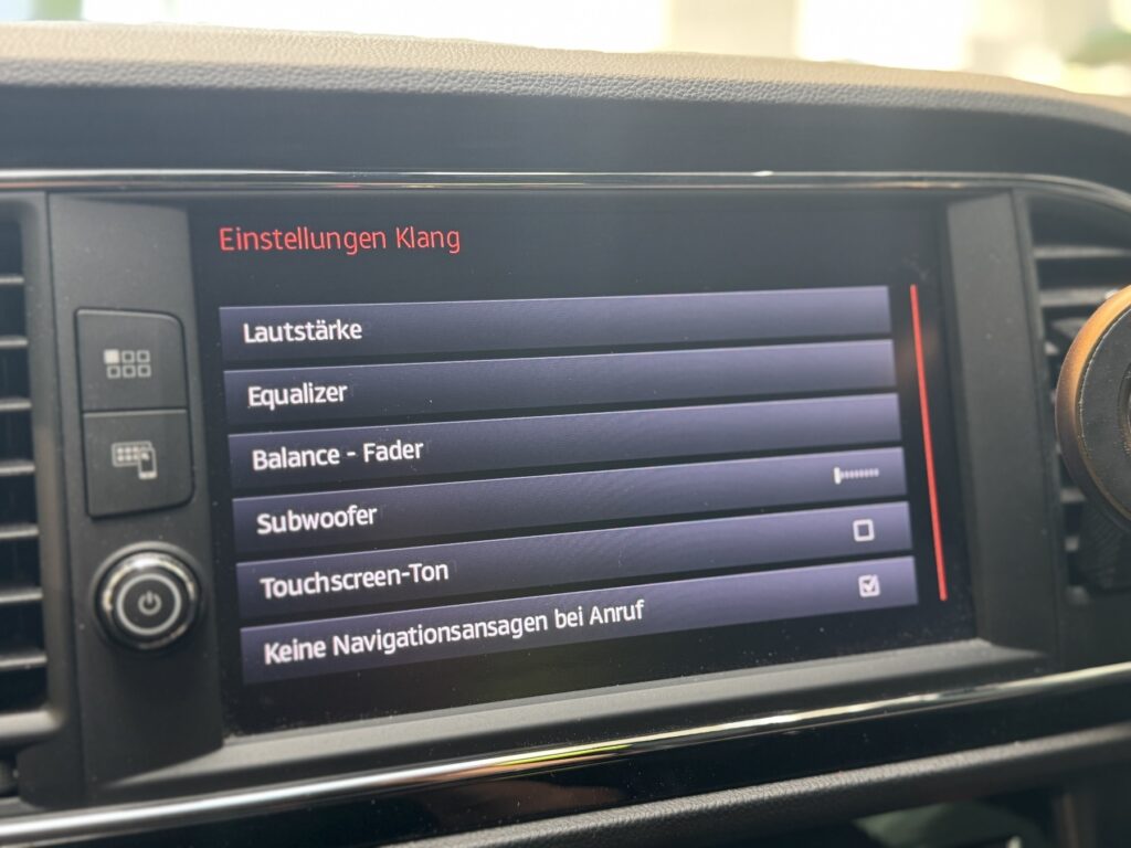 SEAT Leon Exposé-Bild 26