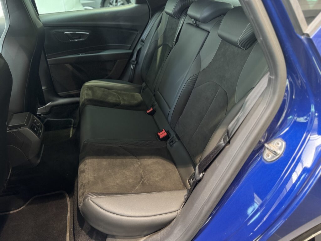 SEAT Leon Exposé-Bild 33