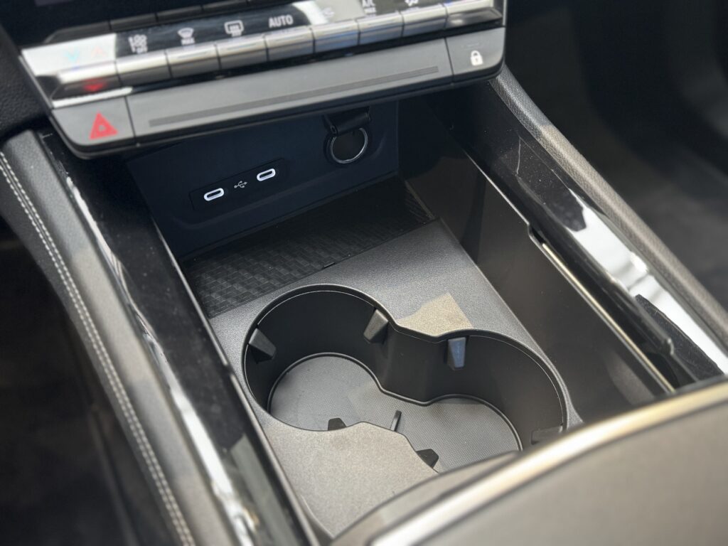 Renault Austral Exposé-Bild 33