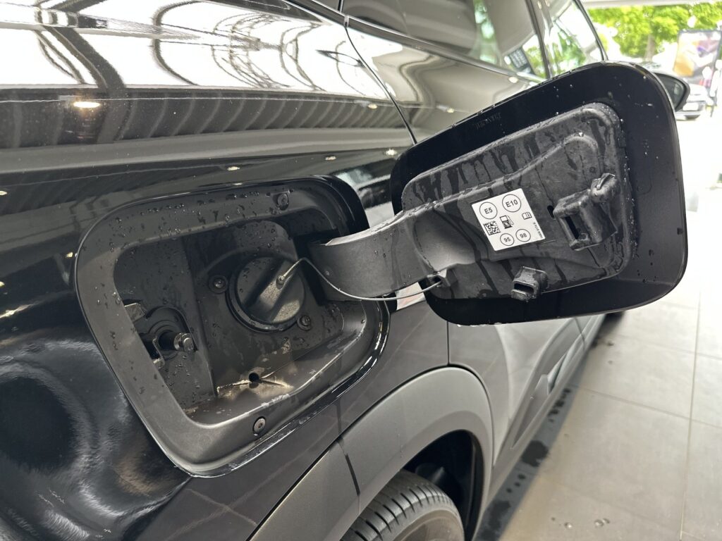 Renault Symbioz Exposé-Bild 18