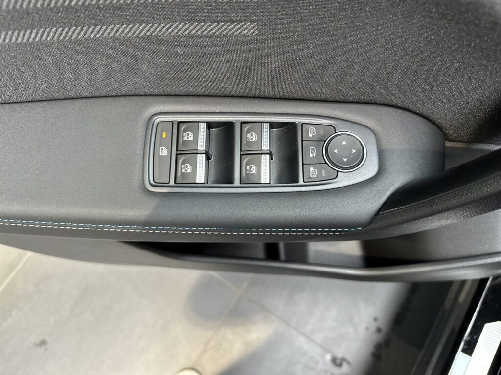 Renault Symbioz Exposé-Bild 31