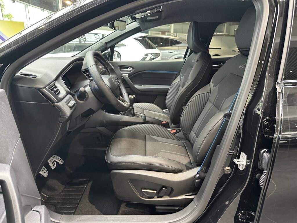 Renault Symbioz Exposé-Bild 32