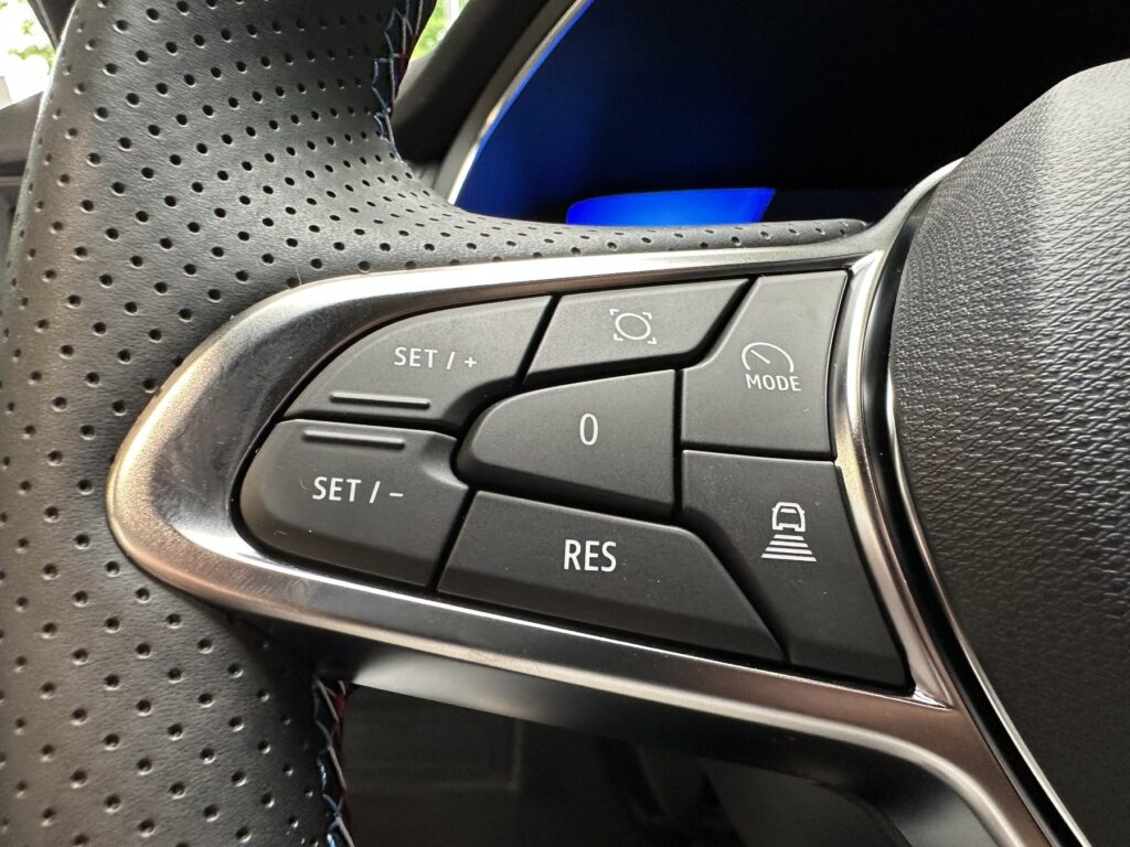 Renault Symbioz Exposé-Bild 37