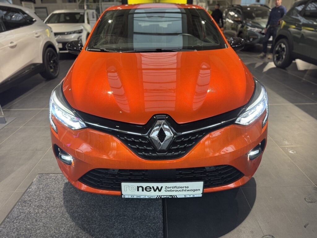 Renault Clio Exposé-Bild 2
