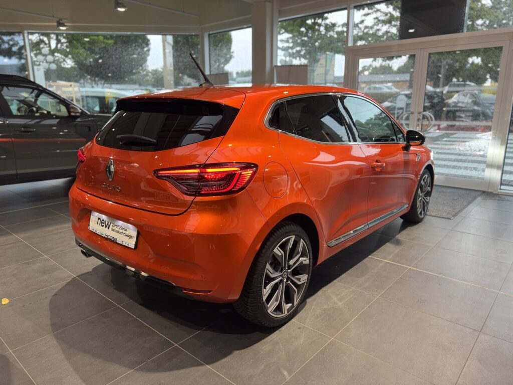 Renault Clio Exposé-Bild 6