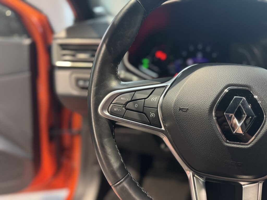 Renault Clio Exposé-Bild 19