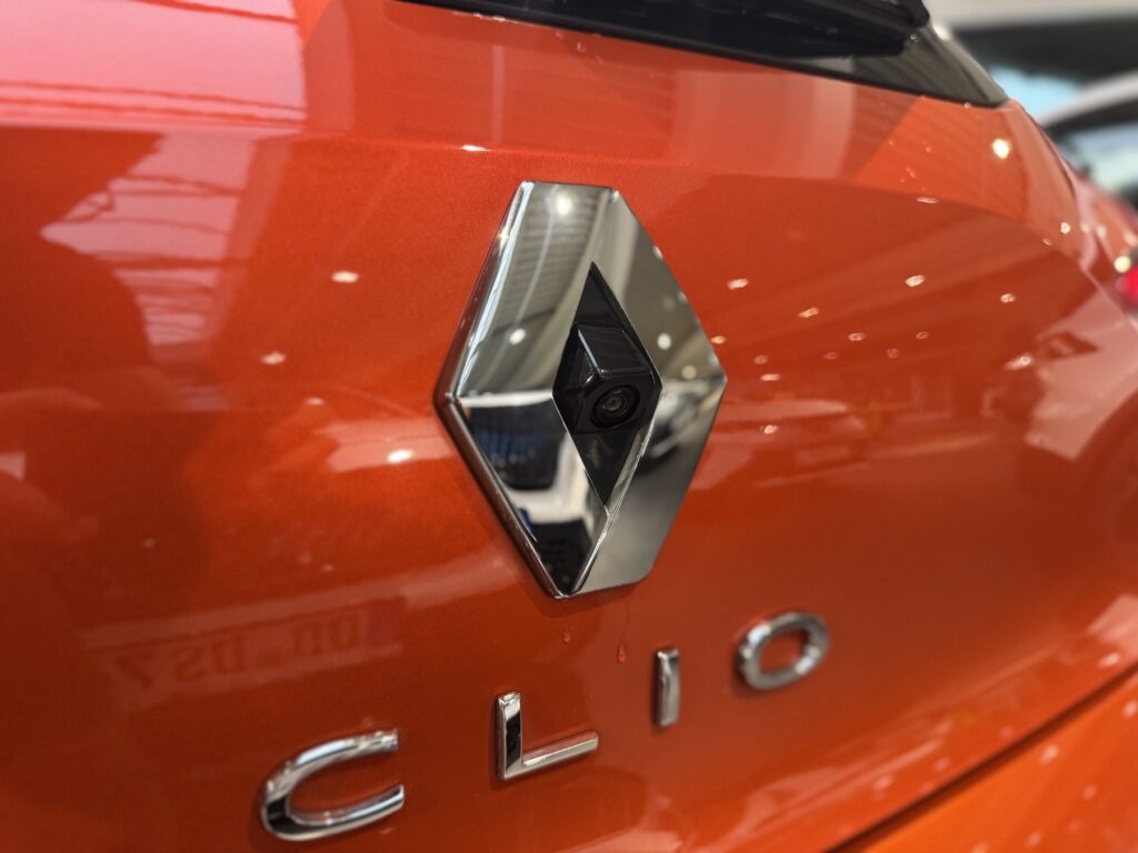 Renault Clio Exposé-Bild 49