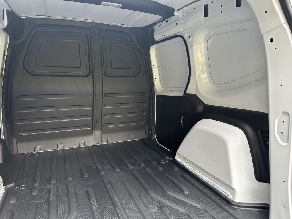 Renault Kangoo Exposé-Bild 28