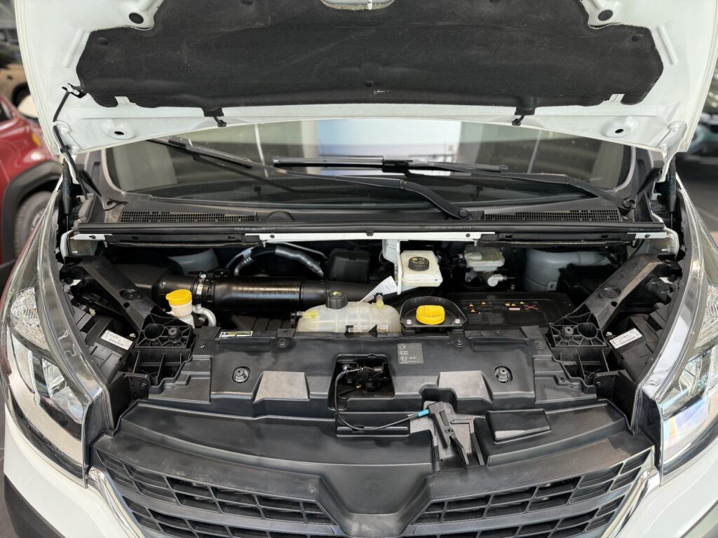 Renault Trafic Exposé-Bild 3
