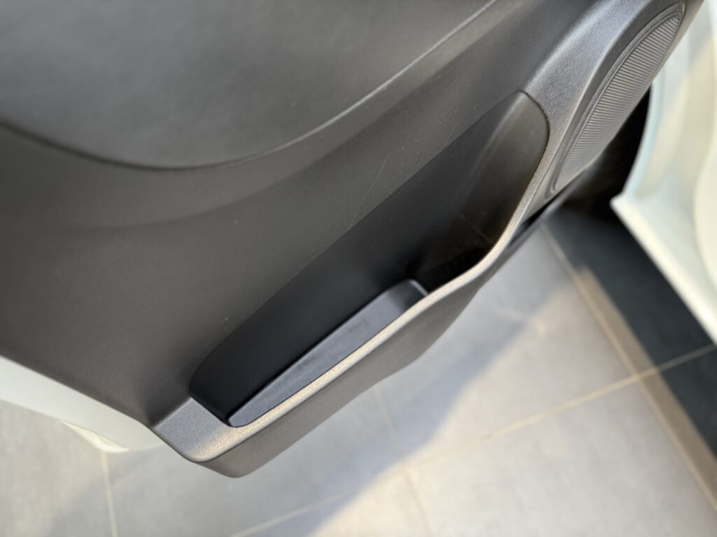 Renault Trafic Exposé-Bild 19