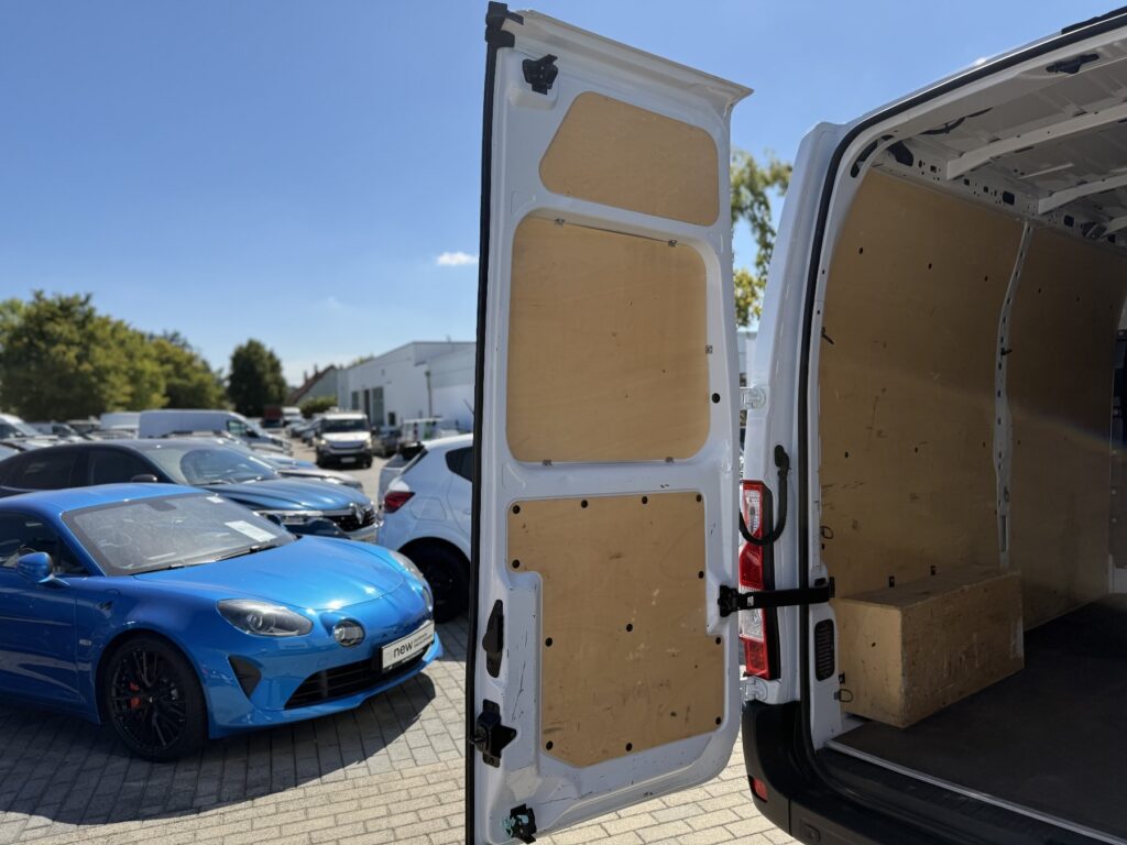 Renault Master Exposé-Bild 10
