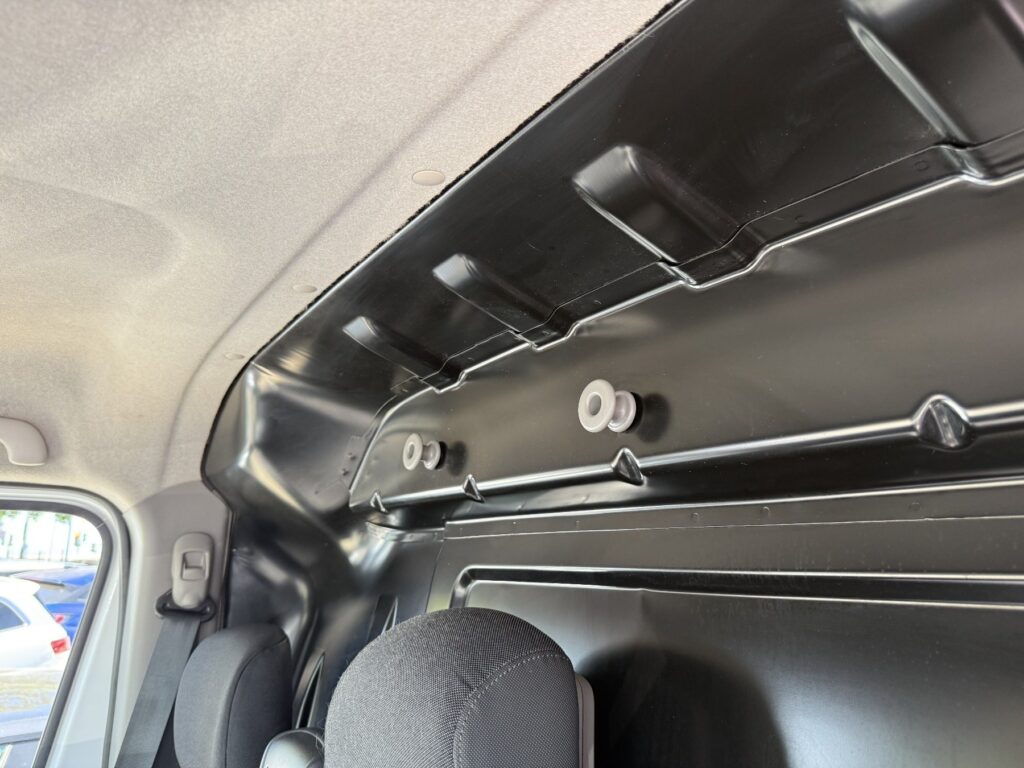 Renault Master Exposé-Bild 36