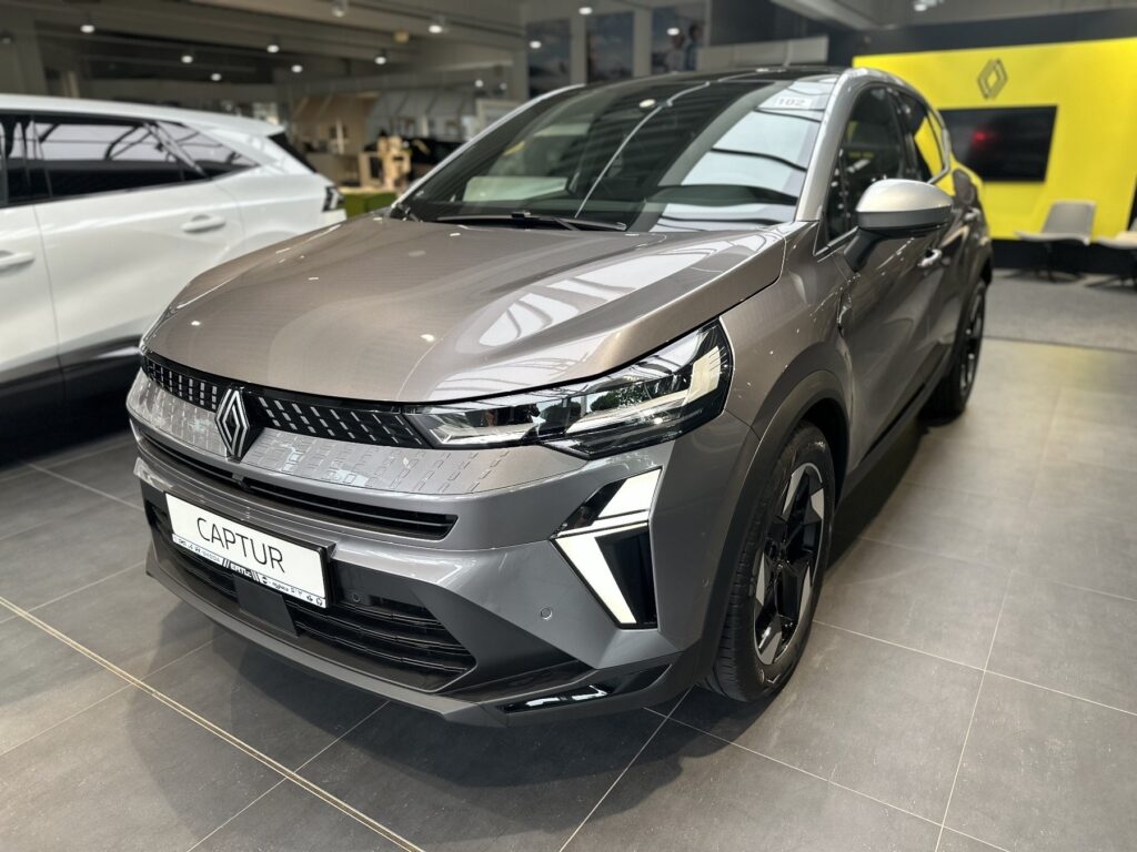 Renault Captur Exposé-Bild 1