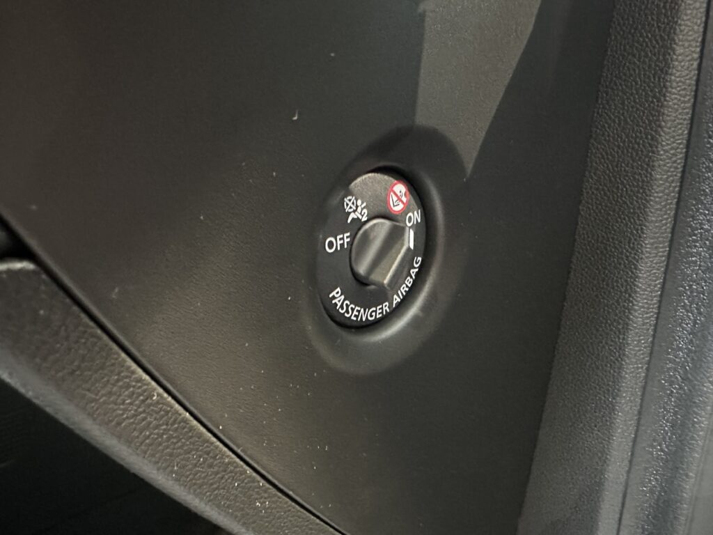 Renault Captur Exposé-Bild 12