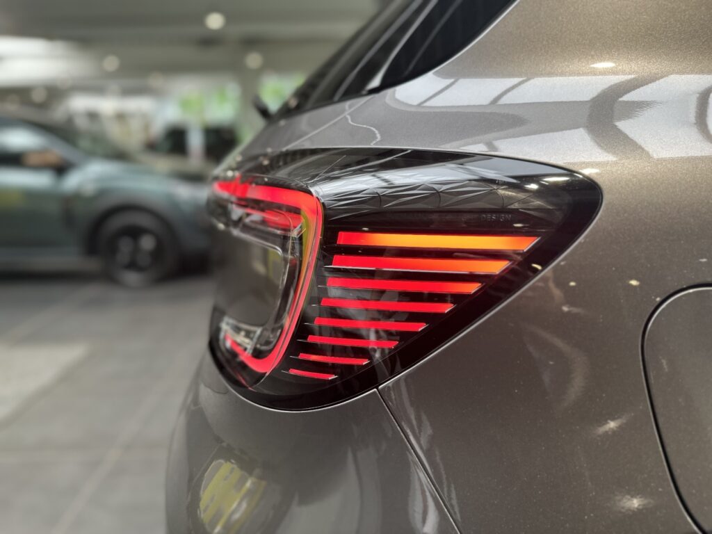 Renault Captur Exposé-Bild 21