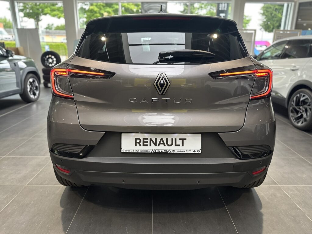 Renault Captur Exposé-Bild 23