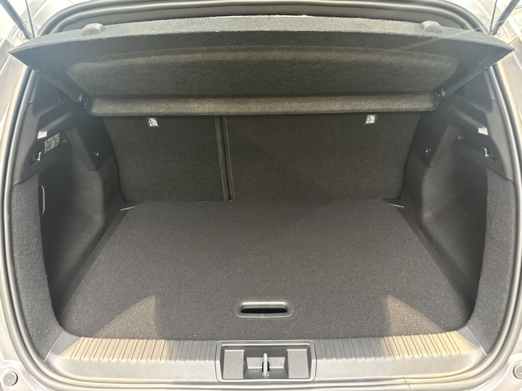 Renault Captur Exposé-Bild 26