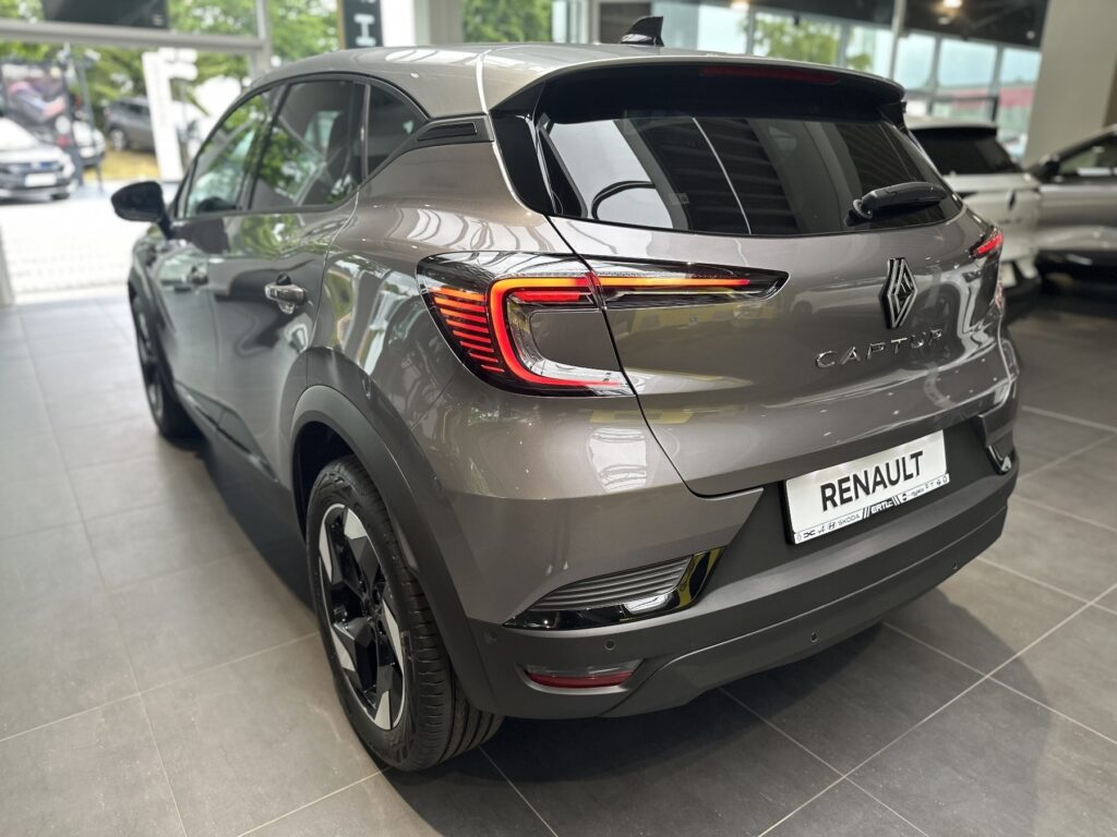 Renault Captur Exposé-Bild 27