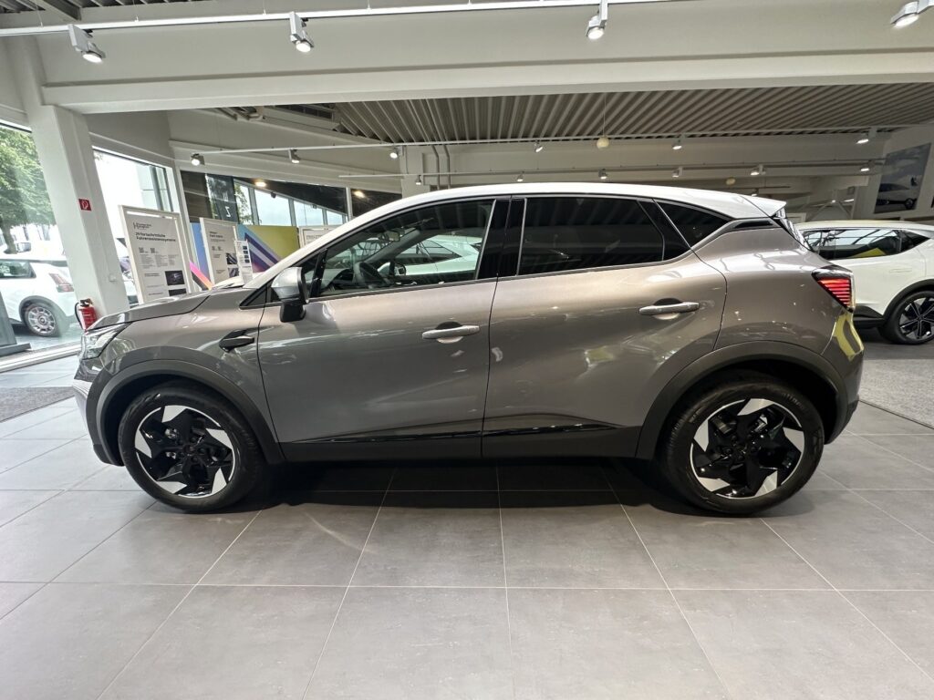 Renault Captur Exposé-Bild 28