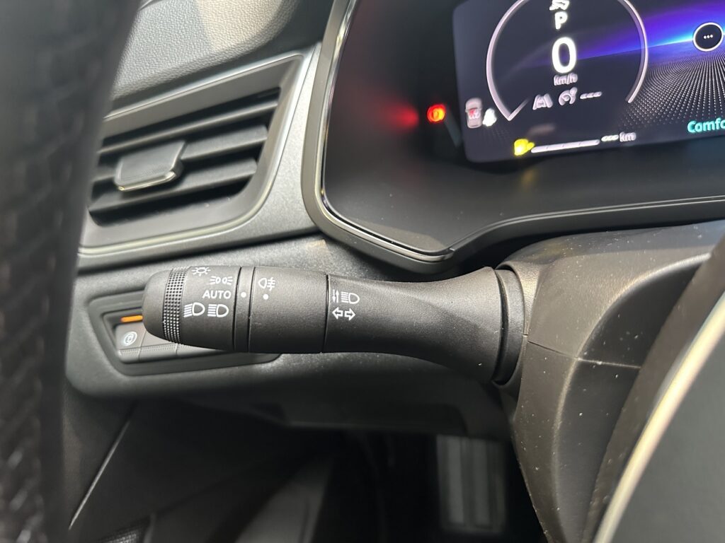 Renault Captur Exposé-Bild 39