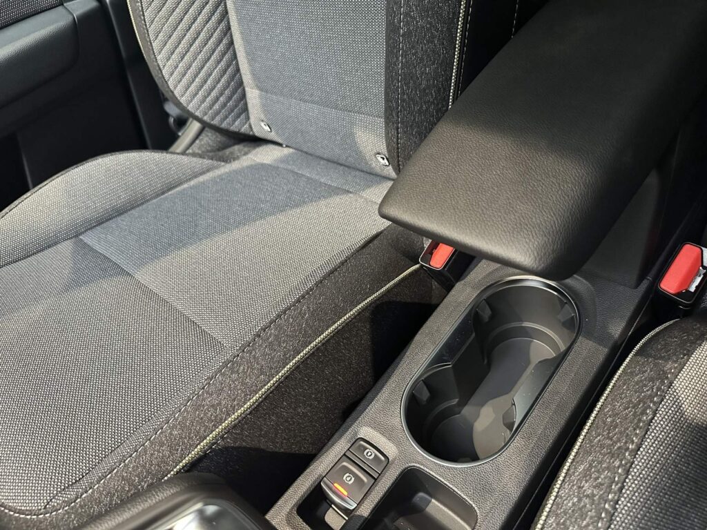 Renault Captur Exposé-Bild 47