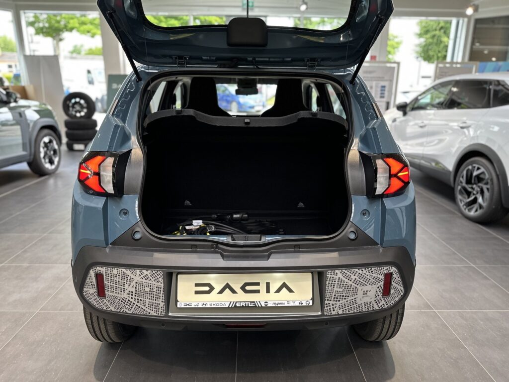 Dacia Spring Exposé-Bild 23