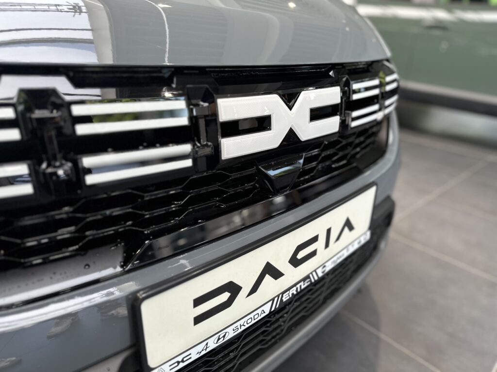 Dacia Jogger Exposé-Bild 8
