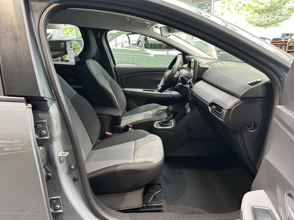 Dacia Jogger Exposé-Bild 10
