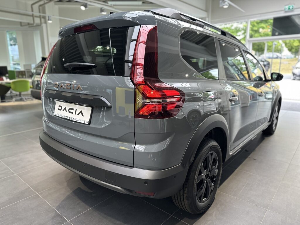 Dacia Jogger Exposé-Bild 19