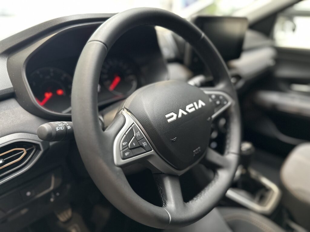 Dacia Jogger Exposé-Bild 36