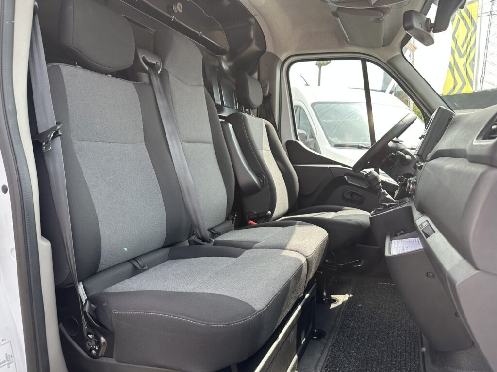 Renault Master Exposé-Bild 9