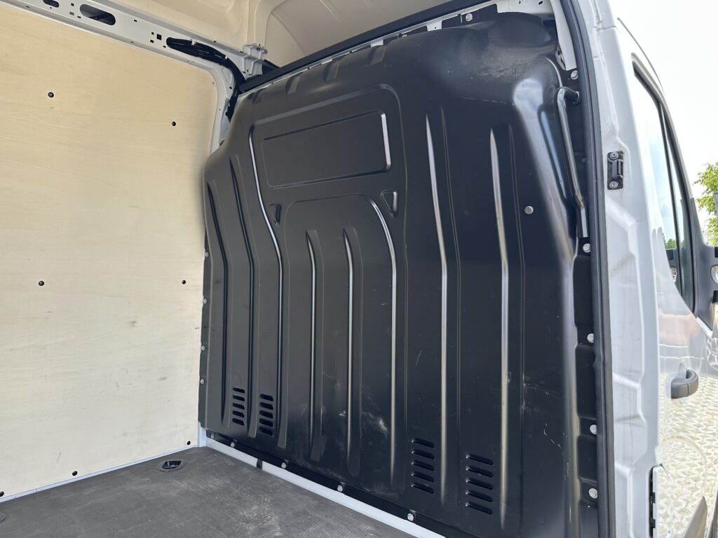 Renault Master Exposé-Bild 15